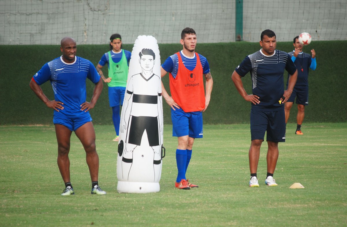 Academia Puerto Cabello a salir del mal momento futbolístico