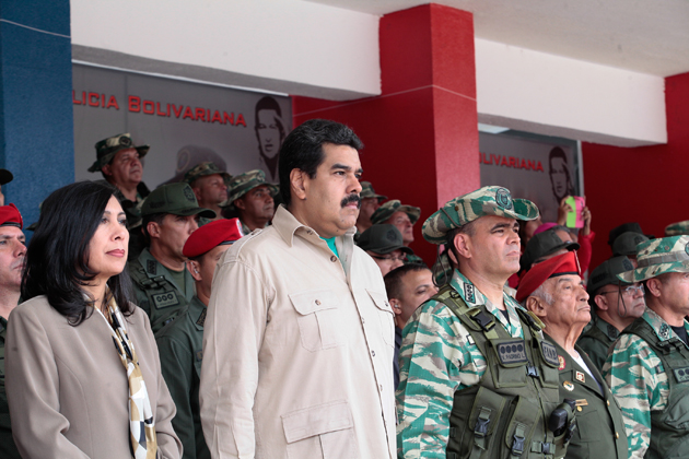 El líder del régimen venezolano, Nicolás Maduro, ordenó este sábado una expansión de las milicias a casi un millón de miembros