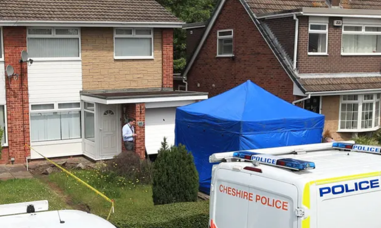 La Policía de Chestershire, realizó una intensa búsqueda de evidencias en la casa de la enfermera. Foto: fuentes.