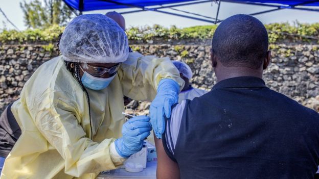 Controvertida implementación de una nueva vacuna contra el ébola en el Congo. Foto: fuentes.