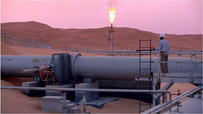 ARAMCO: La compañia petrolera mas rentable del mundo se vuelve pública. Foto: fuentes/referencial.