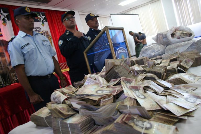 Corposalud con millones