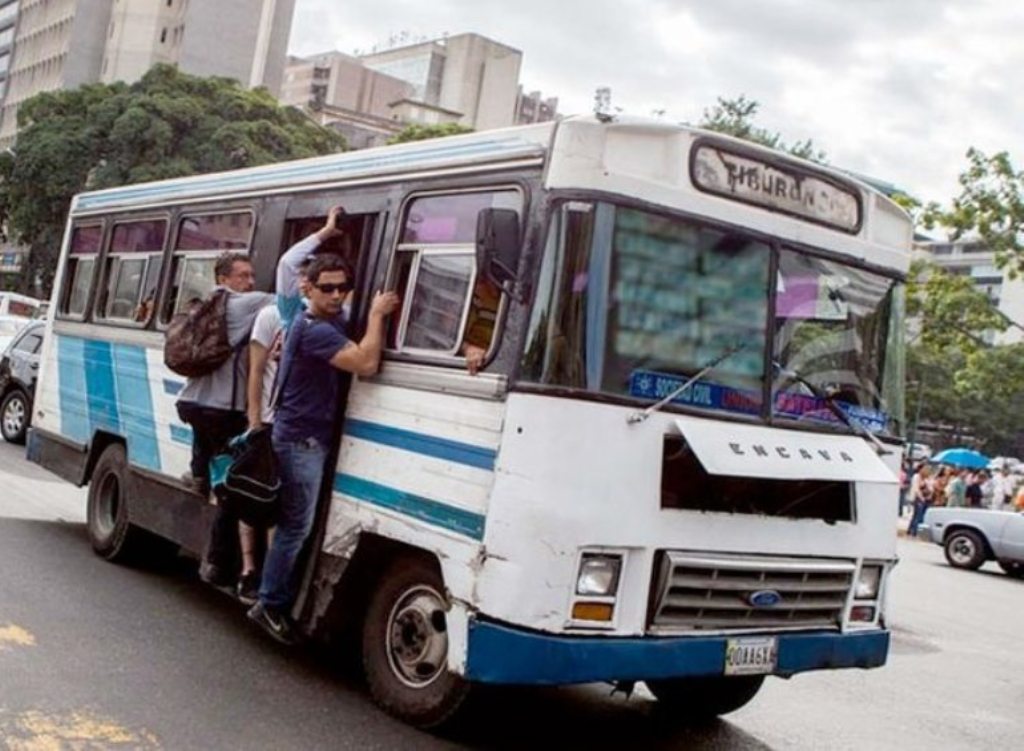paro-Importarán cauchos para el sector transporte-acn