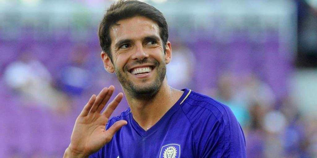 Kaká retirado del fútbol