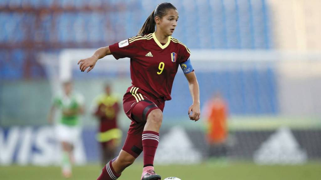 Venezuela venció a Ecuador con gol de Deyna Castellanos - ACN