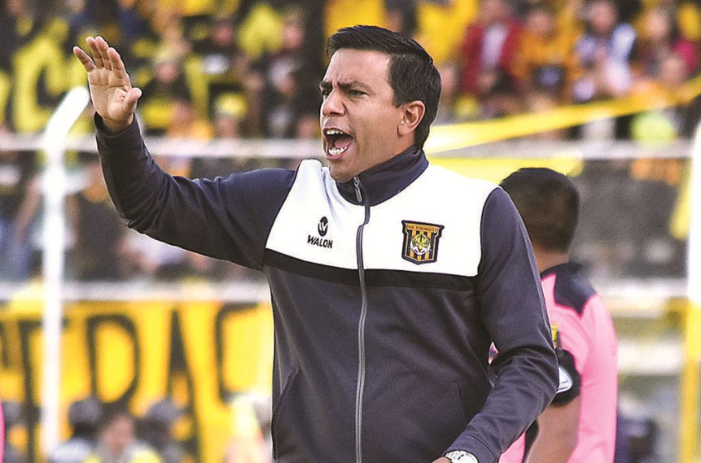 César Farías regresa al The Strongest de Bolivia - ACN
