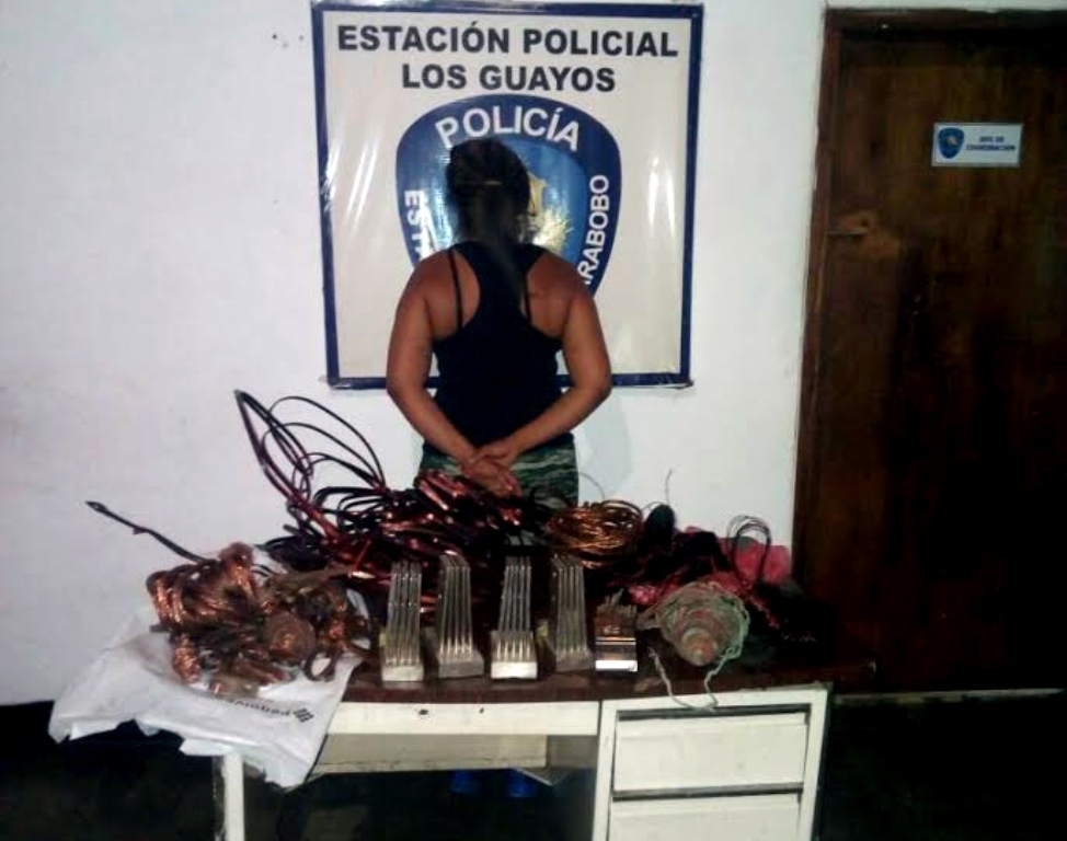 mujer detenida