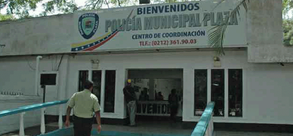 Estafadores, vender, dolares falsos, presos - acn