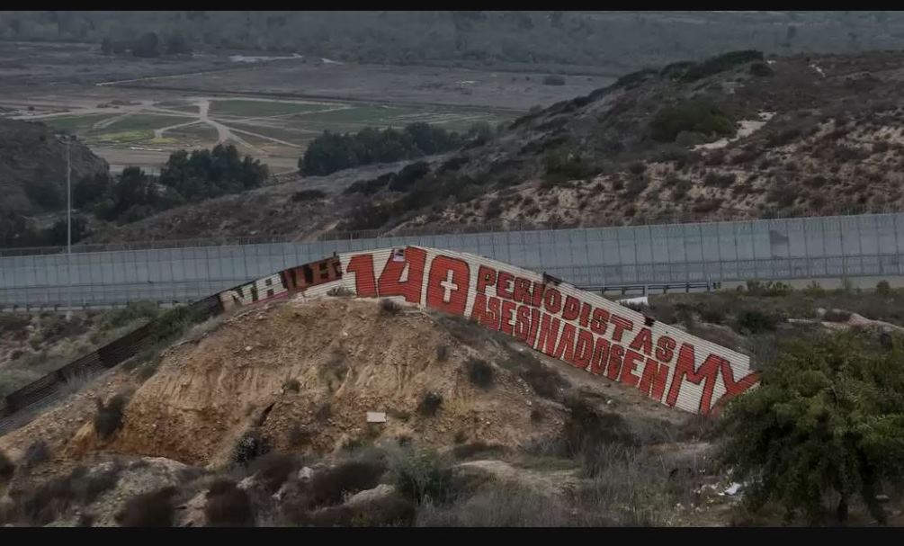 Pintan muro, memoria, periodistas, asesinados, México - acn