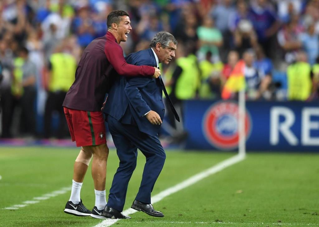 Cristiano y 13 más