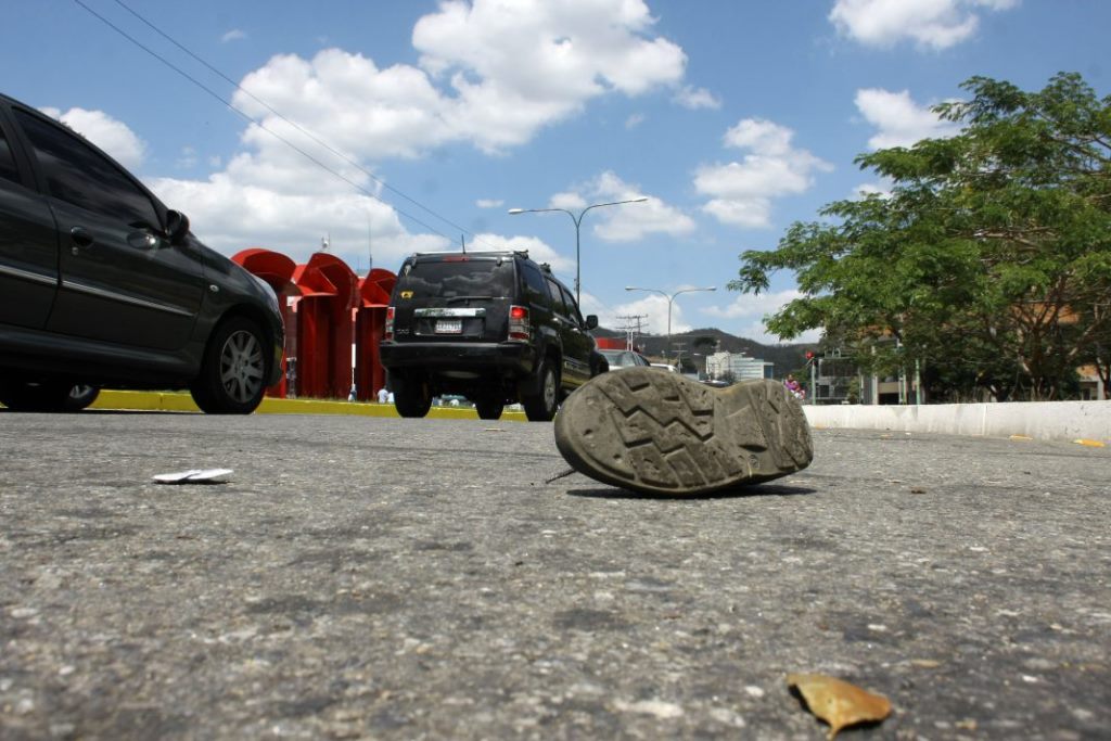Arrolló y mató, Autopista del Este - acn