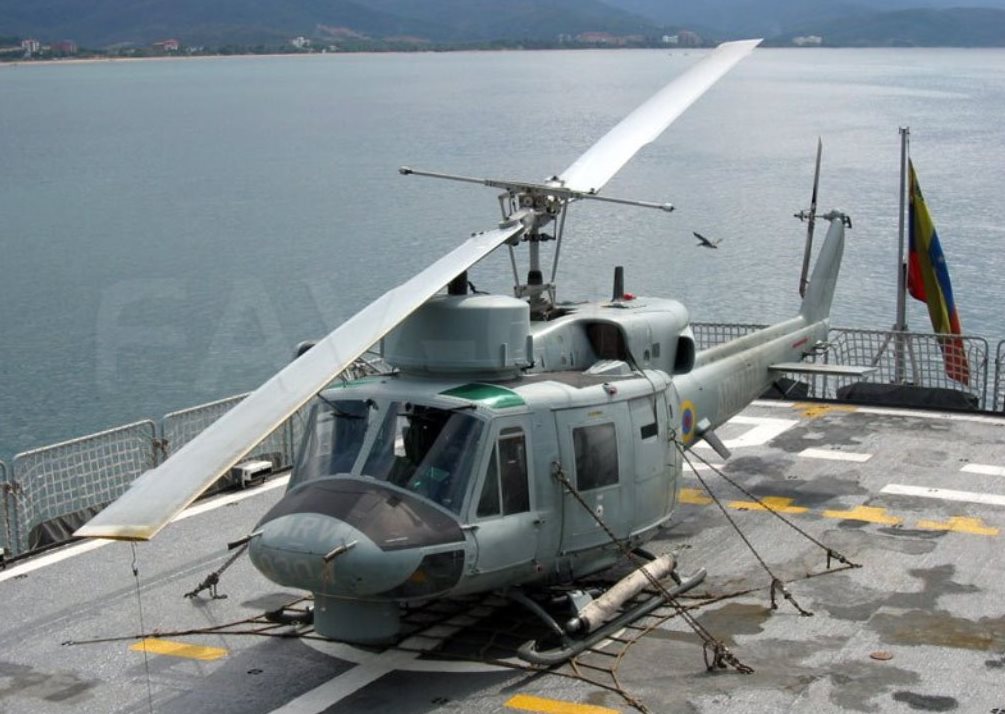 Teniente de Fragata, helicóptero, Puerto Cabello - acn