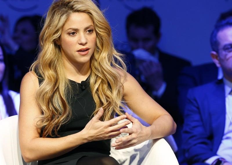 Shakira - acn