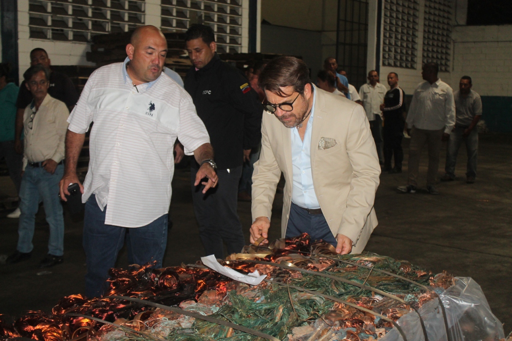 160 toneladas, cobre - acn