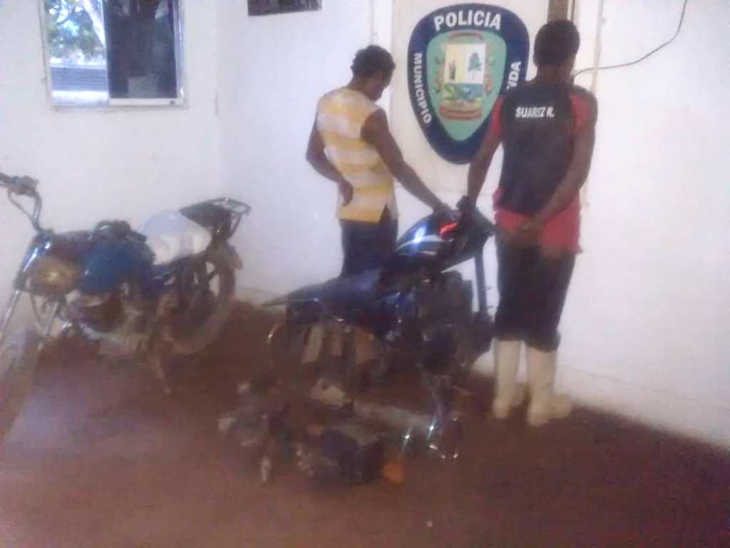 Moto, desvalijaban,monte - acn