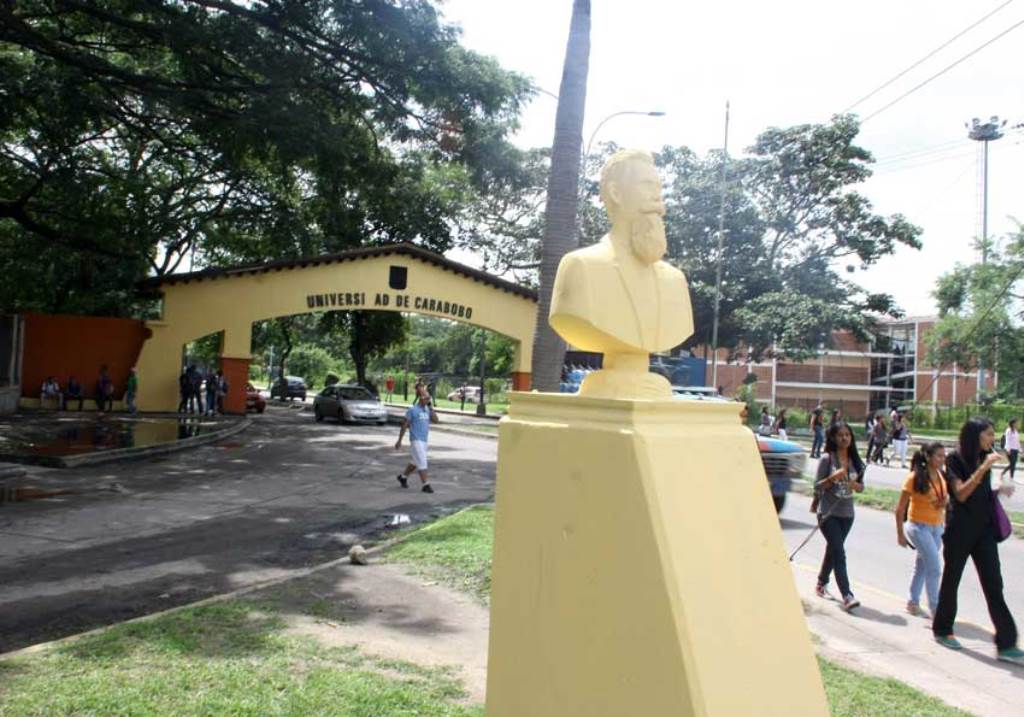 Tirotean, Universidad de Carabobo - acn