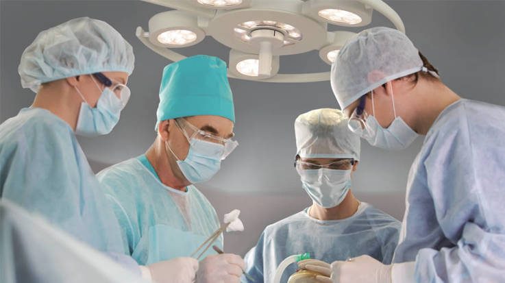 acn- terminó en el hospital