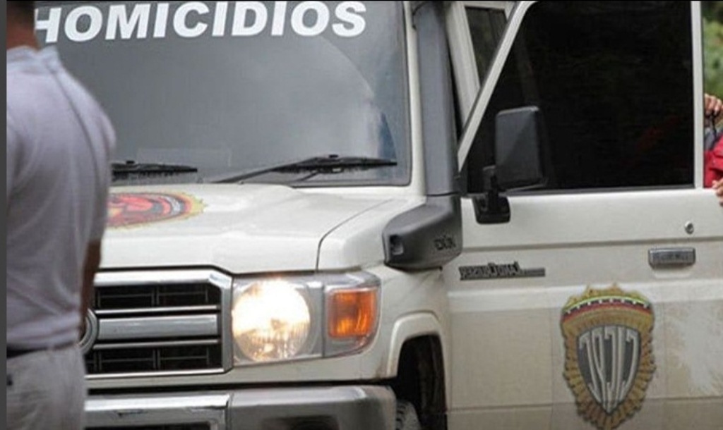 La policía científica, le puso las esposas - acn