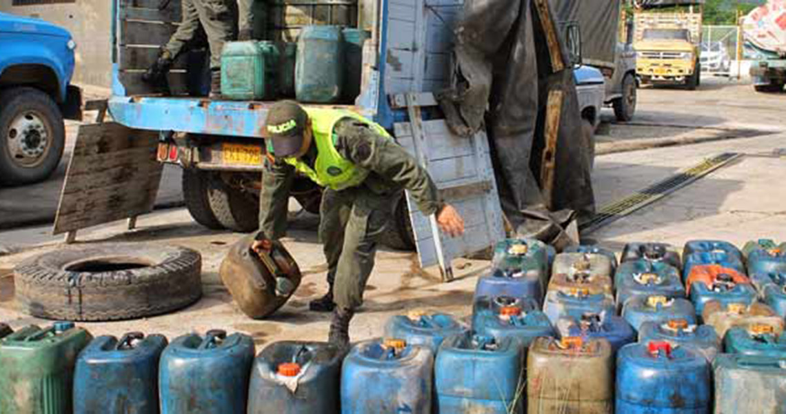 Arrasan con contrabando de gasolina - acn