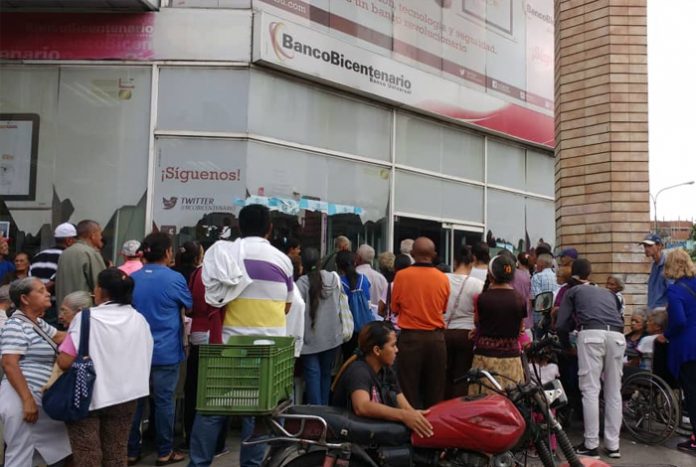 Pensionados cobraran mañana - acn