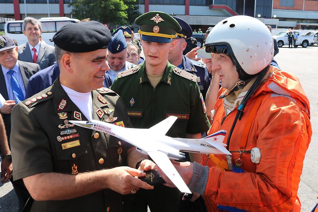 Rusia establecerá base - acn