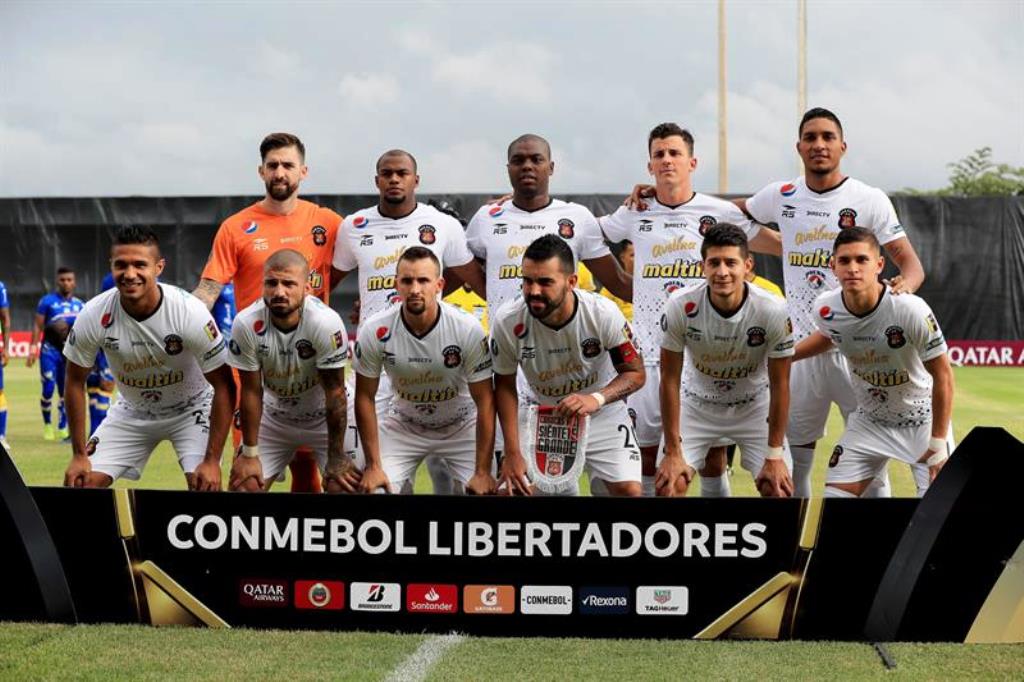 Caracas FC nadó mejor en Manta y empató en Copa Libertadores - ACN