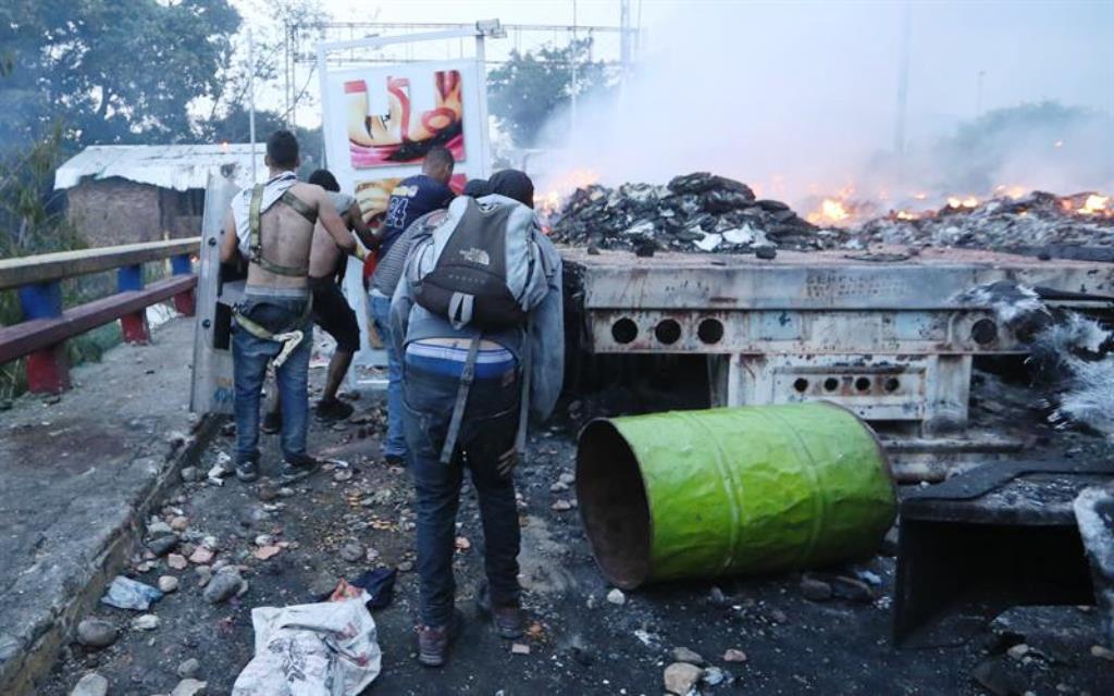Colombia cierra pasos fronterizos - noticiasACN