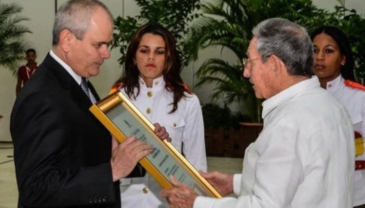 Medico de Florencia Kirchner: Roberto Castellanos