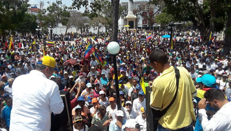 Plaza Bolívar acn