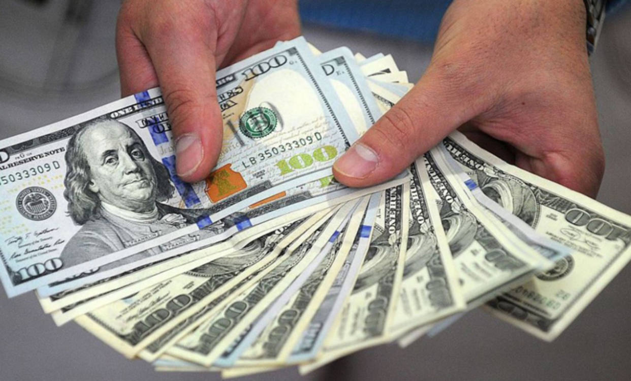 Aumento del dólar Dicom, reconoce la pérdida del valor del bolívar. Foto: Agencias