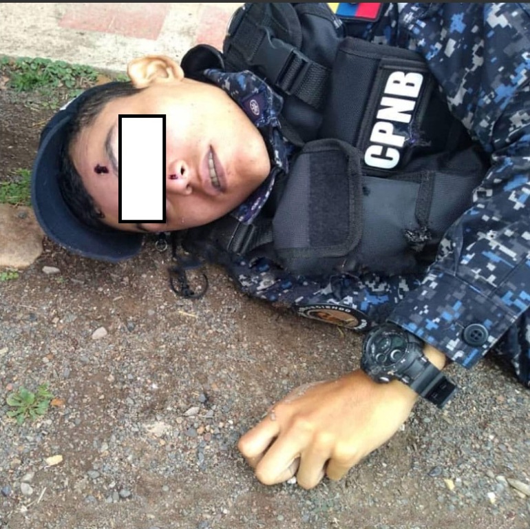 Con un tiro en la frente - acn