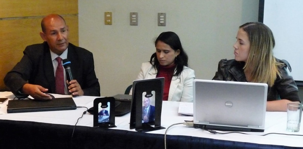 Hacinados con presos comunes - acn