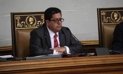 Guaidó denuncia detención arbitraria de diputado Edgar Zambrano.
