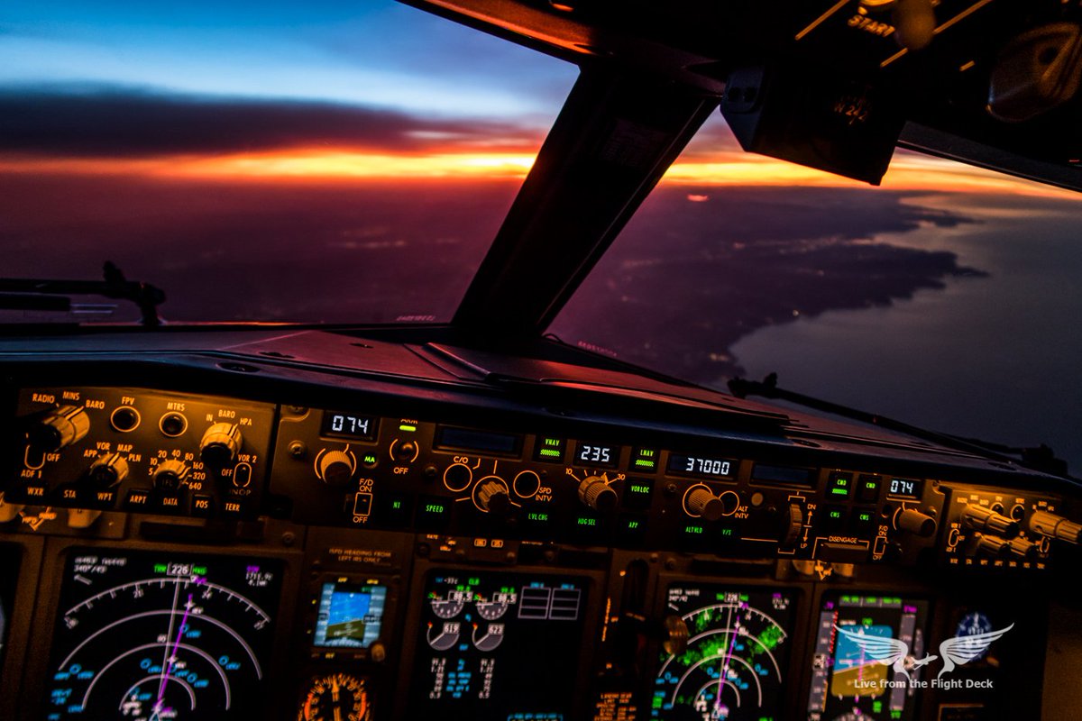 La FAA, ha emitido un comunicado en donde expresamente se prohíbe que, los operadores aéreos estadounidenses vuelen por debajo de los 26000 pies, sobre el espacio aéreo de Venezuela hasta nuevo aviso.