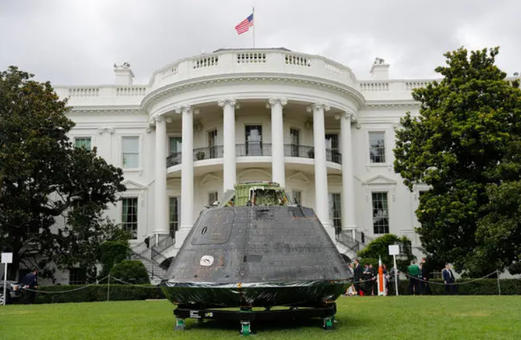 Funcionarios de la NASA, presentaron este lunes una solicitud de actualización de presupuesto al Congreso de EEUU, buscando más de $ 1 mil millones en fondos adicionales para su misión lunar.