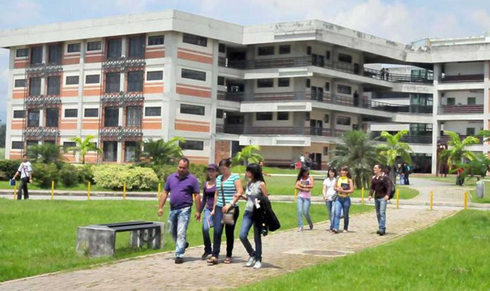estudiantes de la uc- acn