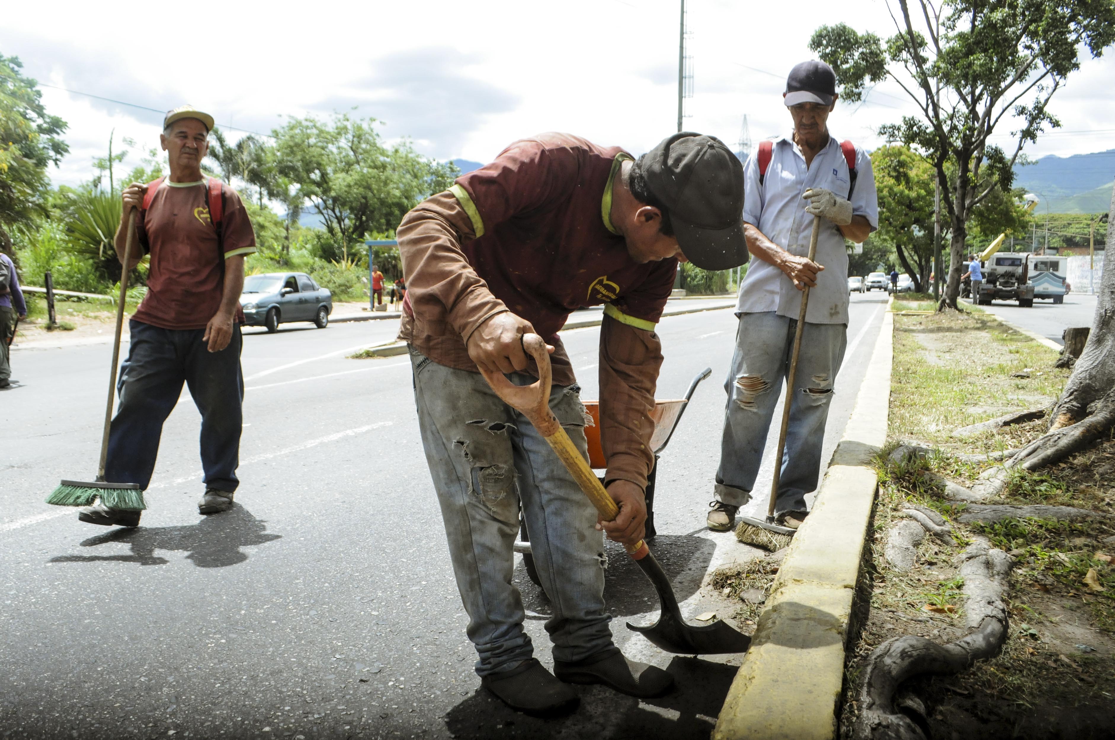 ejecutan plan de embellecimiento en Naguanagua. ACN