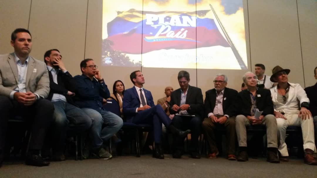 Guaidó Valencia Hotel Ucaima. ACN