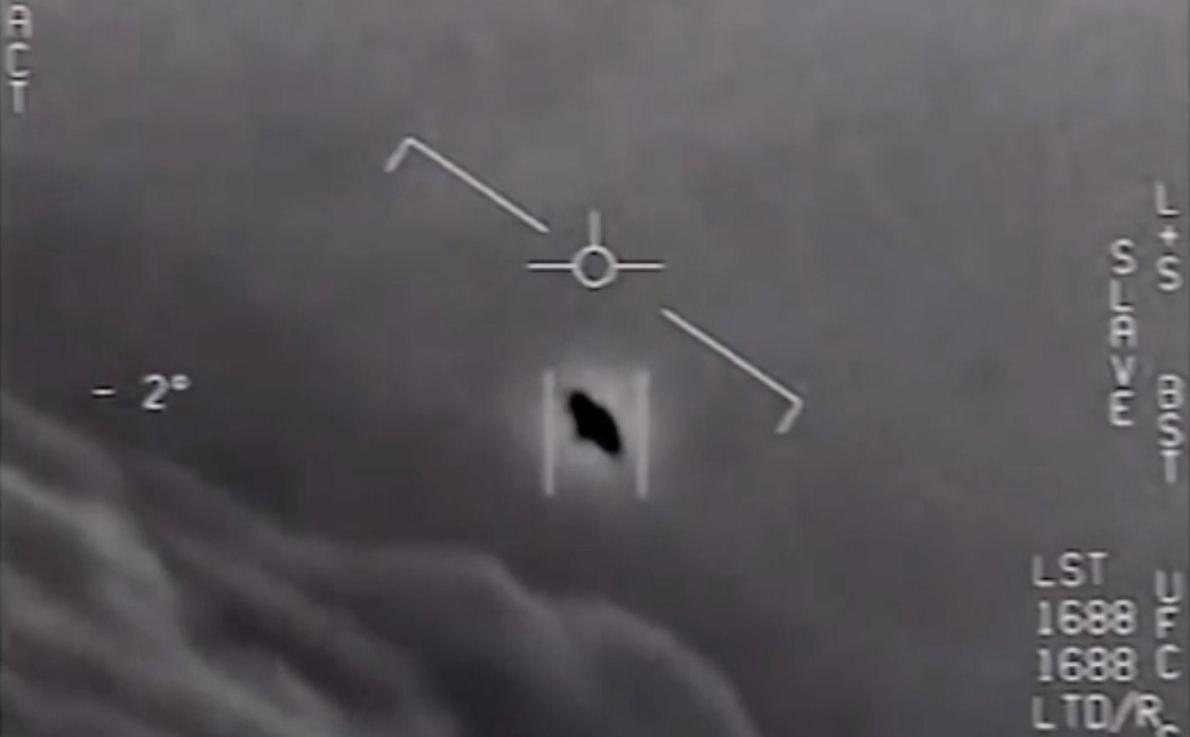 Según un artículo de The Washington Post, los OVNI no son lo mismo que la vida extraterrestre, sin embargo deberíamos empezar a pensar seriamente en esa posibilidad.