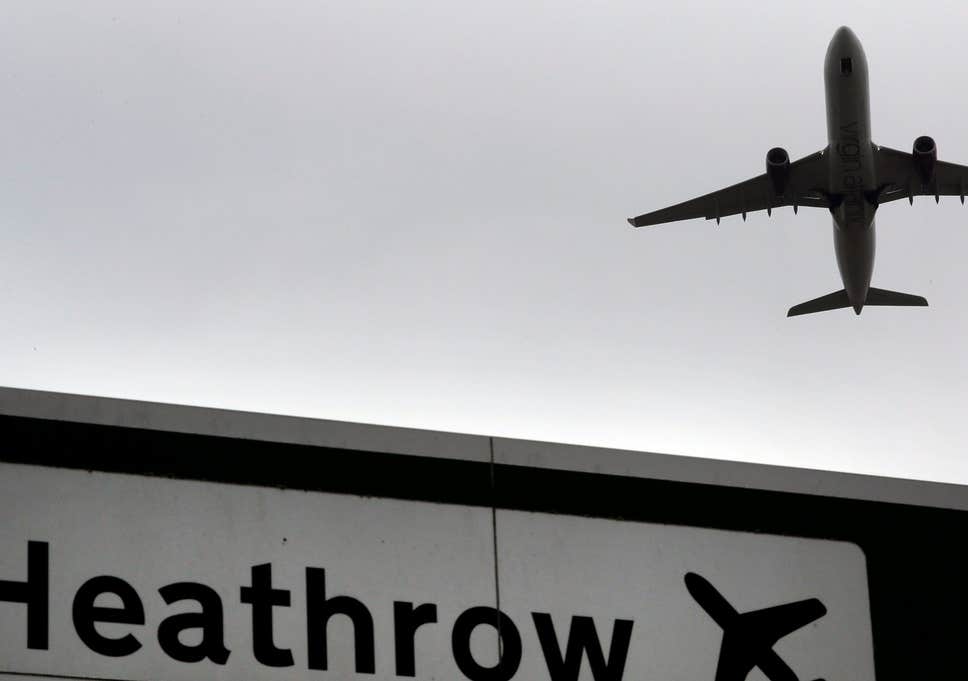 Por dificultades técnicas los drones del grupo "Heathrow Pause" no volaron este viernes. Foto: fuentes/referencial.