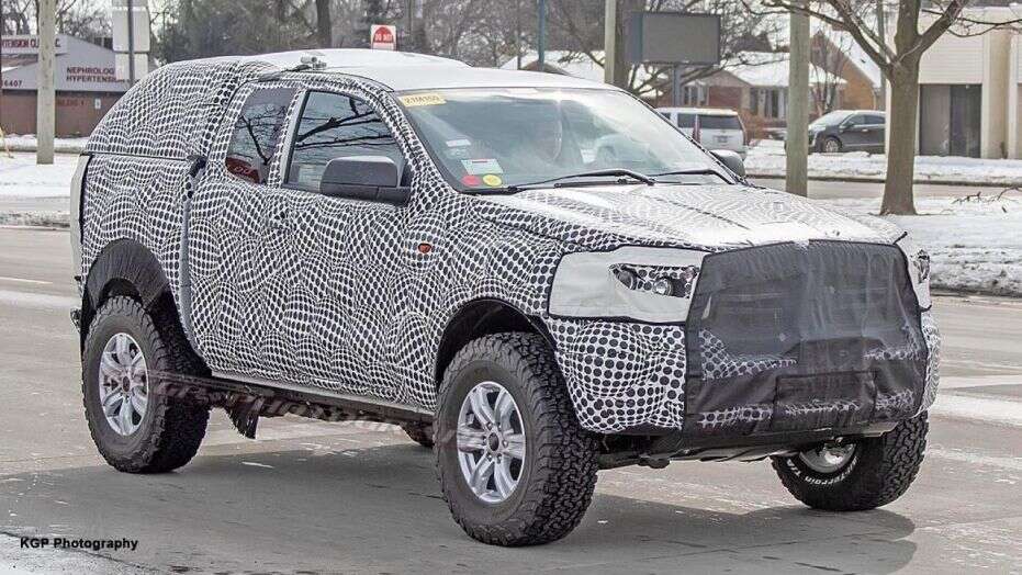 Patente sugiere que la nueva Ford Bronco será completamente sin techo