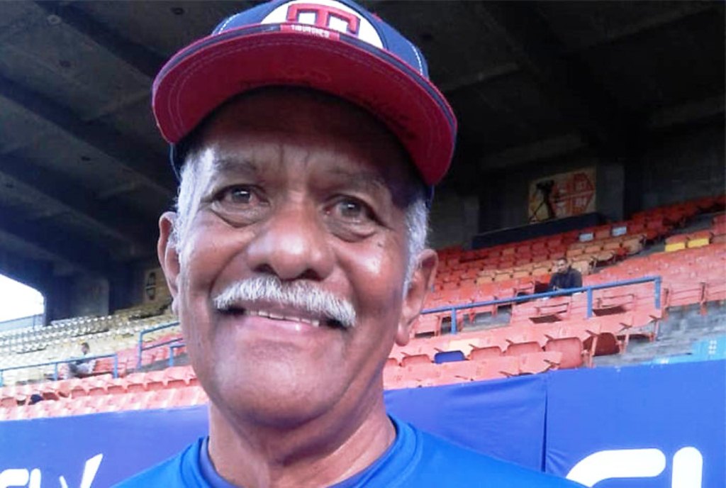 Gregorio Machado con Tiburones - noticiasACN