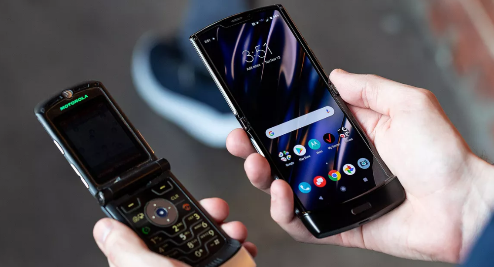 Resurge el Motorola Razr como un smarthphone Android plegable