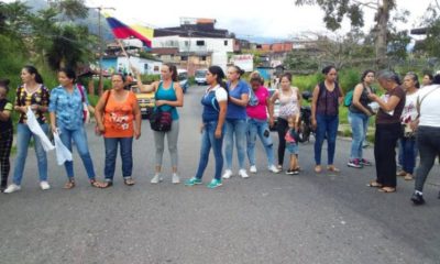 Reclusos del Centro Penitenciario de Occidente se alzaron y retienen siete custodios - acn