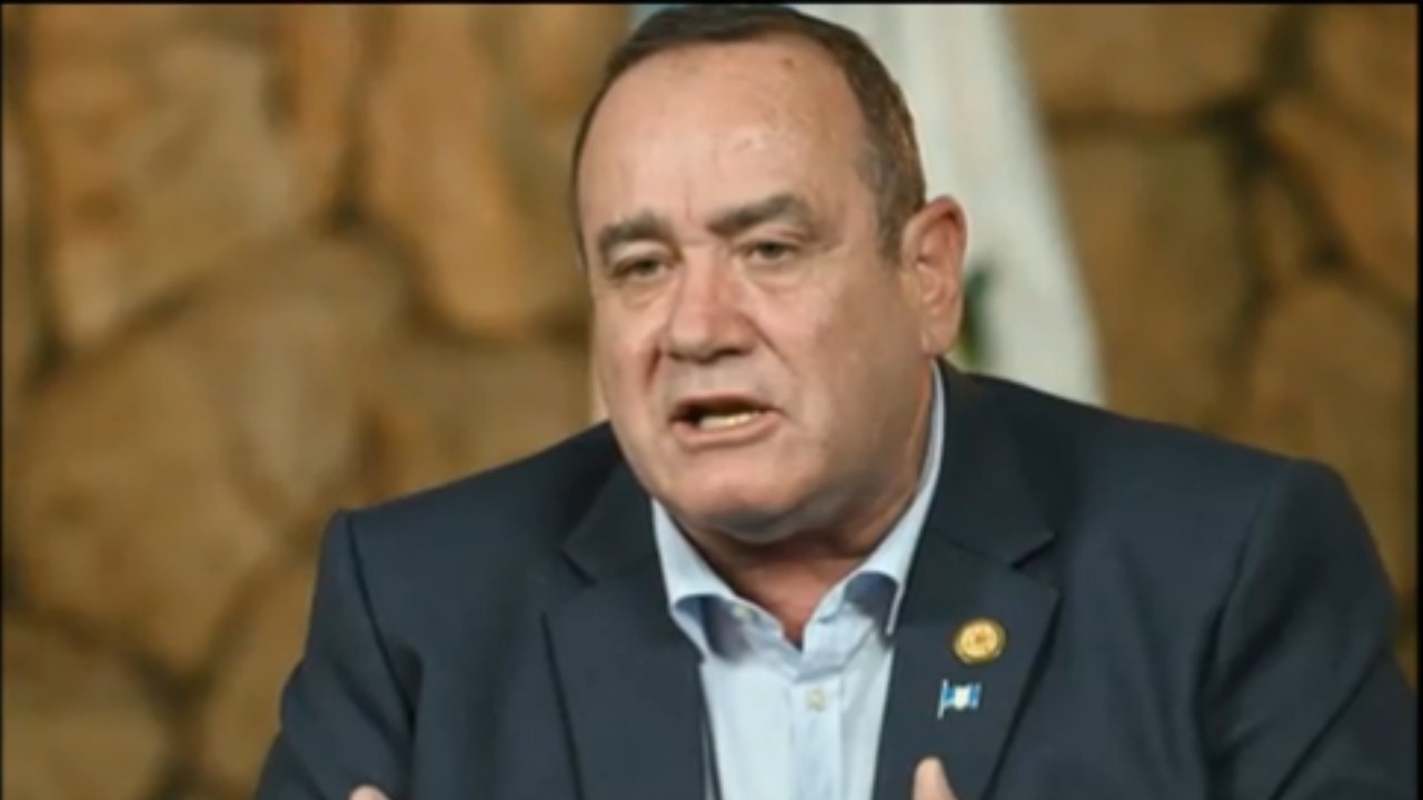 presidente de guatemala- acn