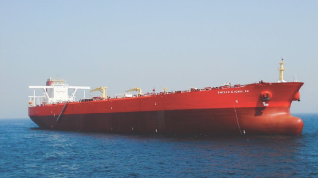 Piratas abordaron un buque petrolero y secuestraron a 19 marineros