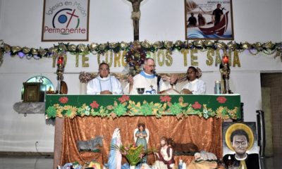 Del Prette en encendido de la Navidad en San Martín de Porres - acn