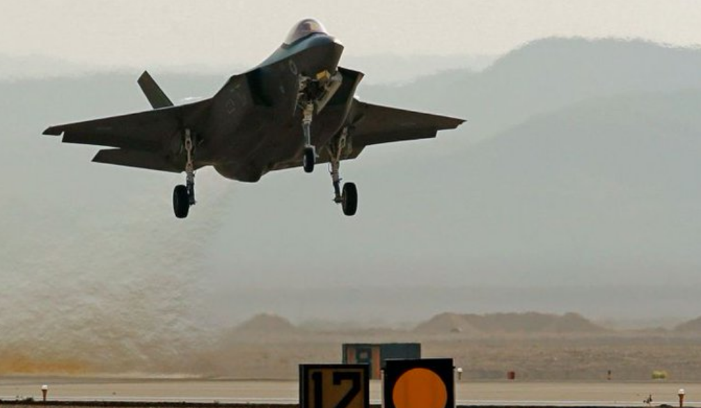 Ejercito de Israel atacó la principal base aérea en Siria
