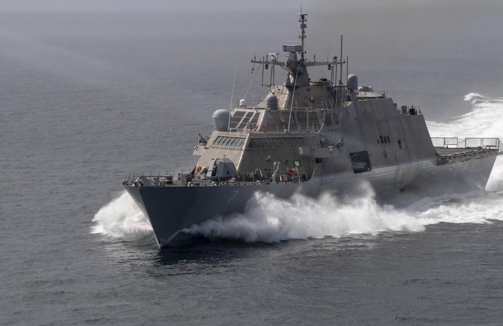 Barcos de guerra norteamericanos ingresaron en aguas venezolanas