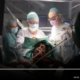 Paciente tocó su violín durante cirugía de cerebro